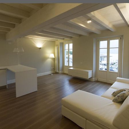 La Casa Del Porto Apartment โลเวเร ห้อง รูปภาพ