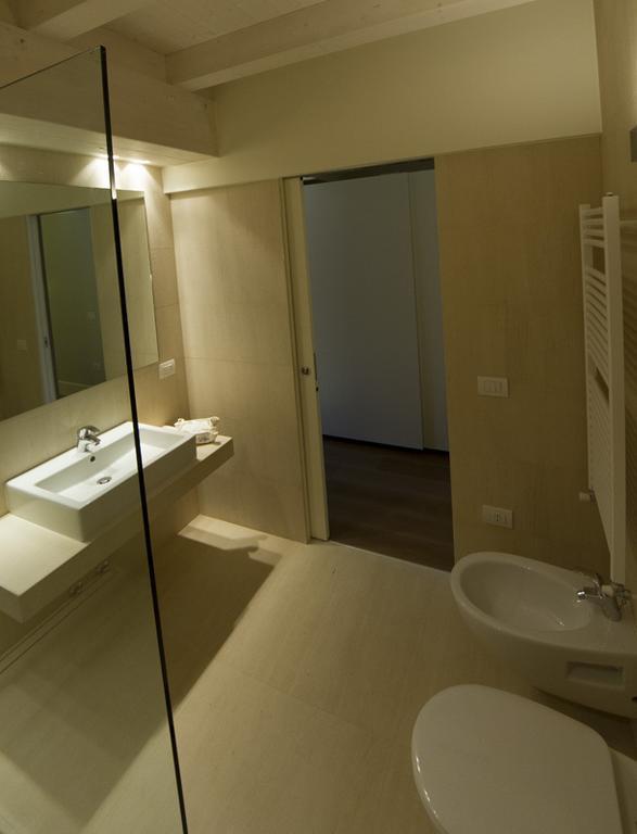 La Casa Del Porto Apartment โลเวเร ห้อง รูปภาพ